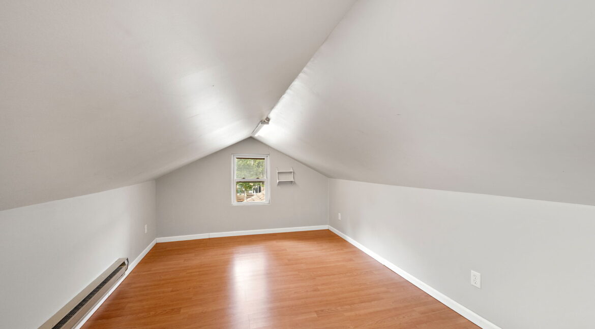 14-web-or-mls-1054-23rd-ave-se