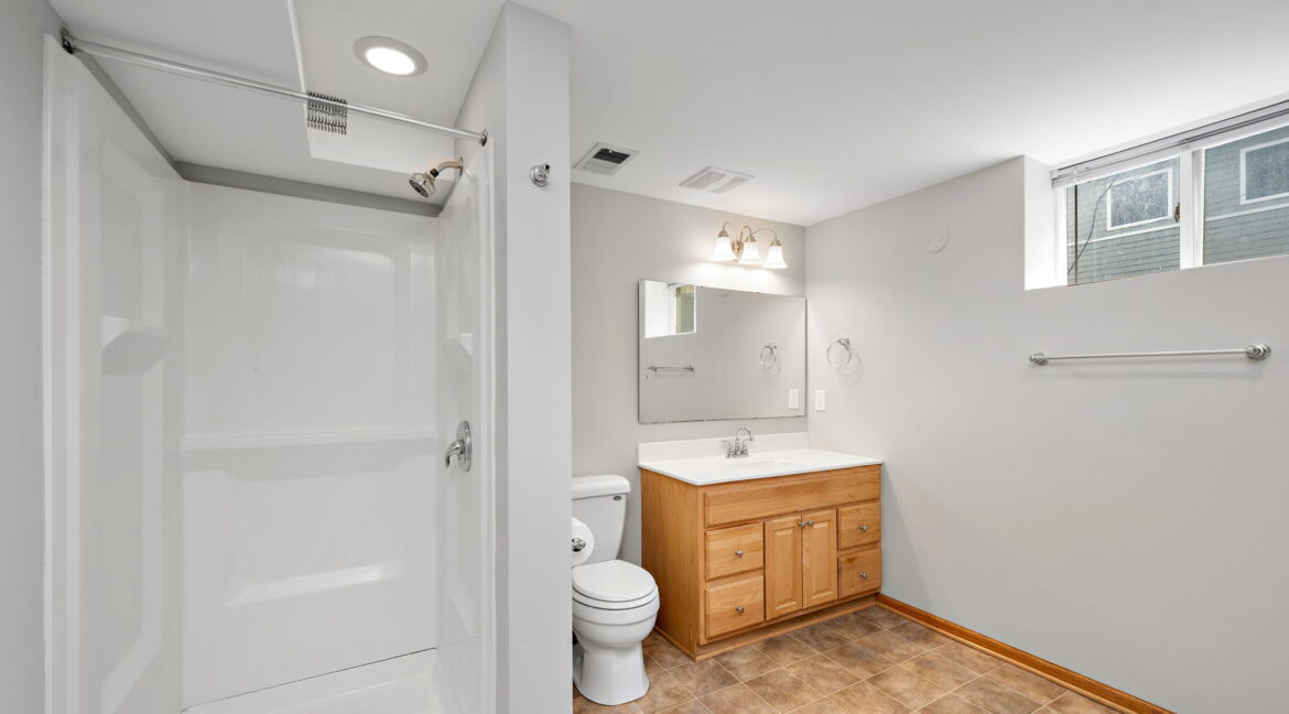 18-web-or-mls-1054-23rd-ave-se