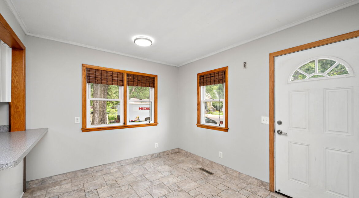 8-web-or-mls-1054-23rd-ave-se