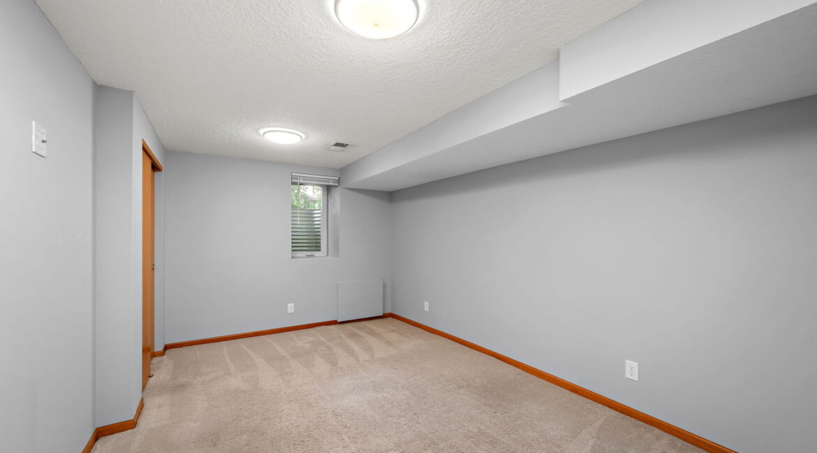 14-web-or-mls-1523-se-brook-ave-lower