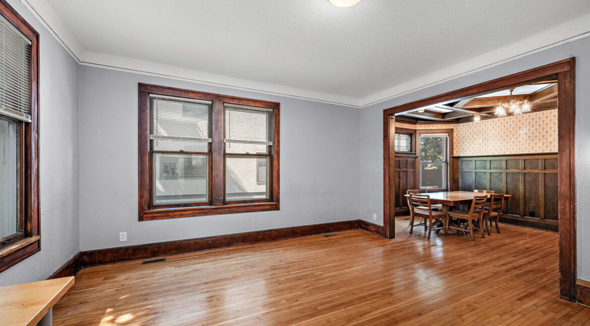 3-web-or-mls-1523-se-brook-ave-lower